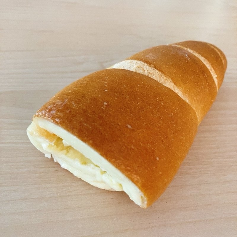 ホルン（シュガーバター）(ベイクショップ・アドマーニ)