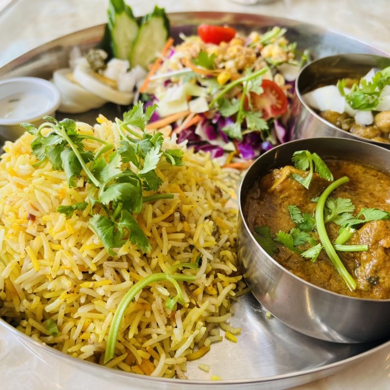 本日のビリヤニプレート（カレー2種）(ミスターサモサ （Mr. Samosa）)