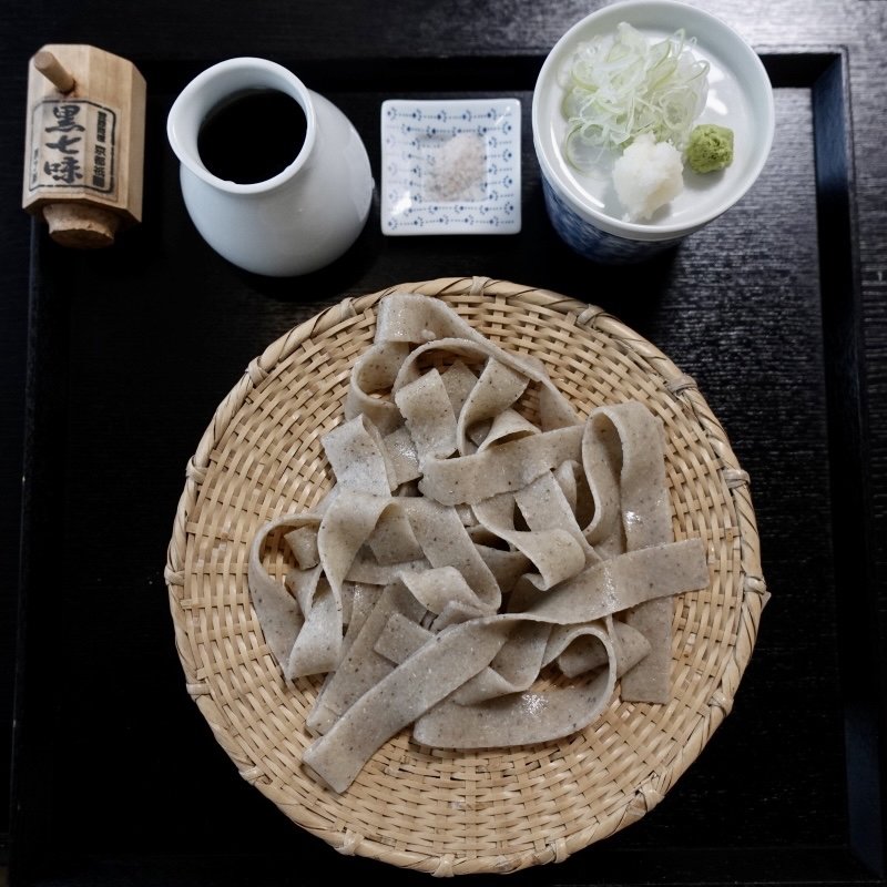 平打ち蕎麦(胡桃亭 （くるみてい）)