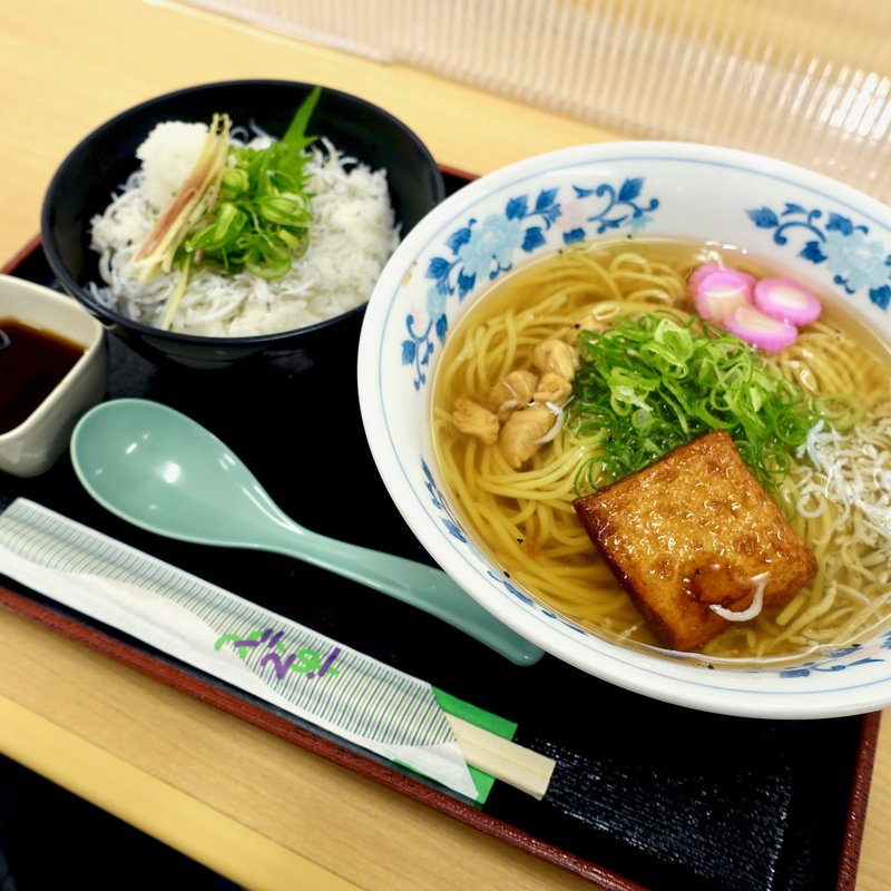 中日そば　ちりめん丼セット(南国SA下り 黒潮食堂)