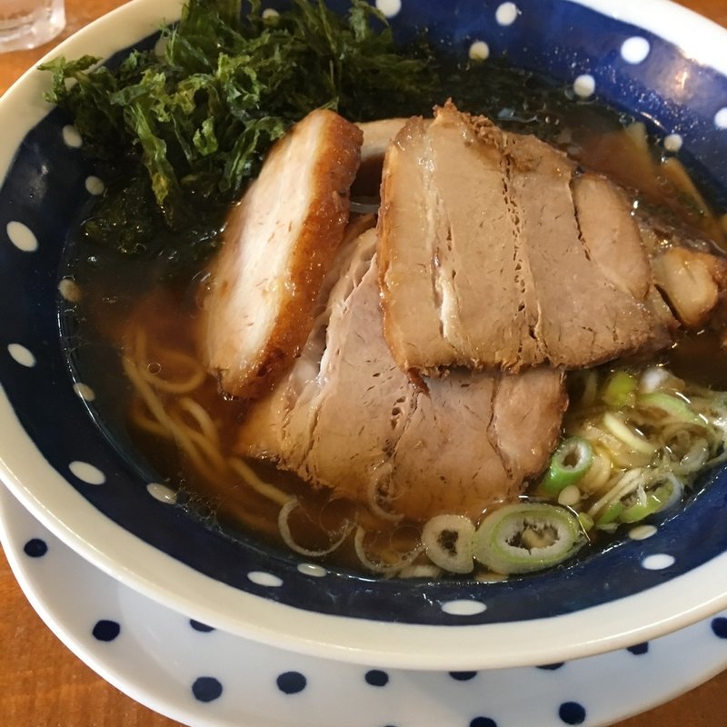 醤油ラーメン(牛骨ラーメン 富んや)