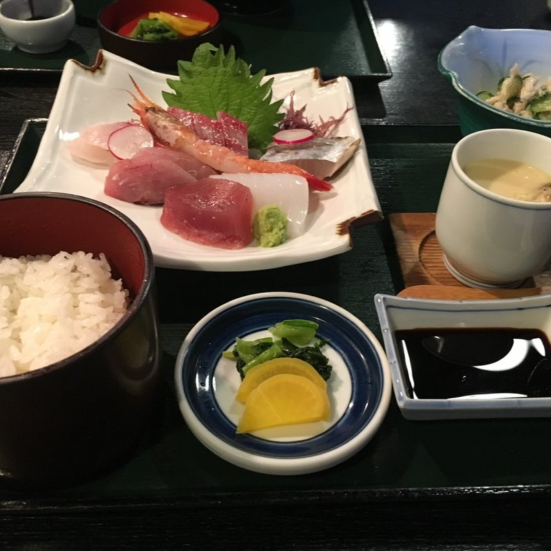 今日の造り膳(山田屋ダイニング 路庵かろばんや)