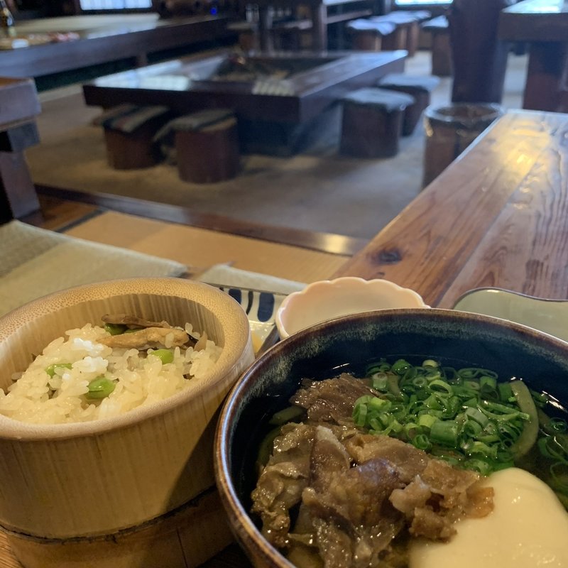 肉入りよもぎうどんセット(かぐや姫)