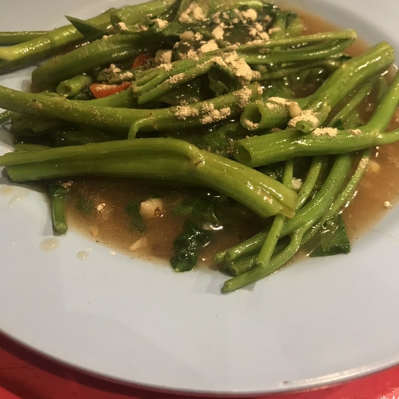 空芯菜炒め(姫路のタイ屋台 玲)