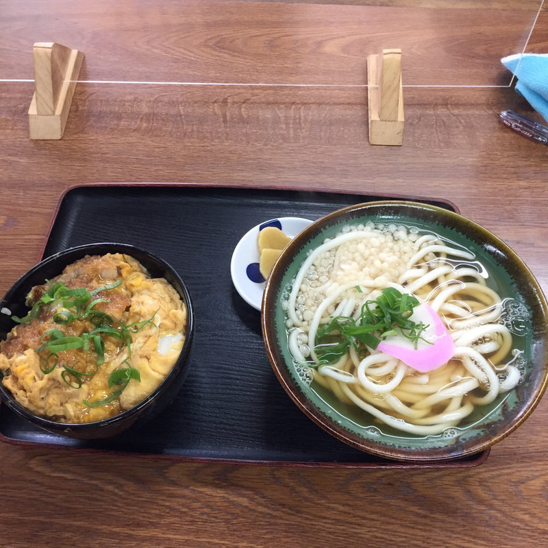 ミニカツ丼セット(松月食堂)