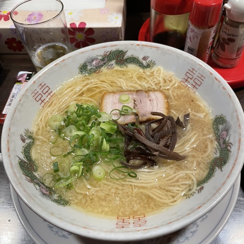 とんこつラーメン(昭和ラーメン )