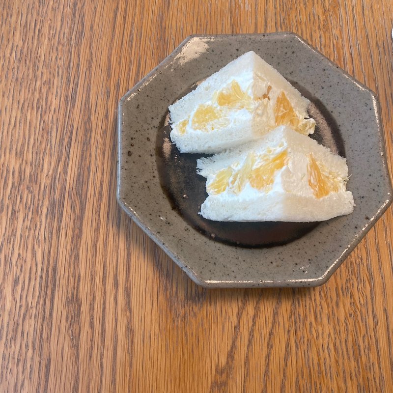 (ディヨンナナショクドウ （d47食堂）)