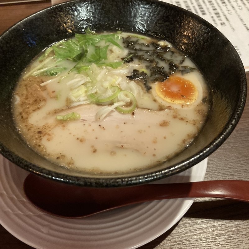 煮干し白湯ラーメン(チャイニーズ バル コウキ （CHINESE BAL KOHKI）)