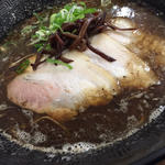 黒らーめん