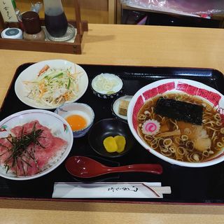 ランチセット(ラーメン醤油・ネギトロ丼)(そば路 )