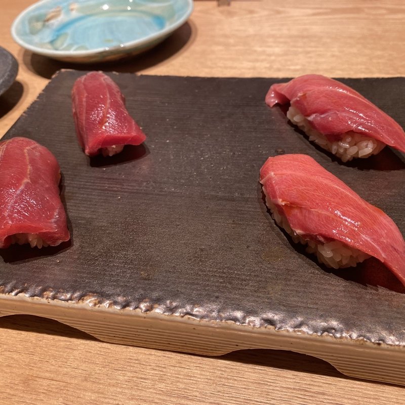 本鮪の握り(築地青空三代目　丸の内店)