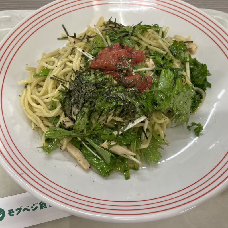 梅肉と鶏むね肉の冷やしまぜめん(リンガーハット イオンスタイル笹丘店)