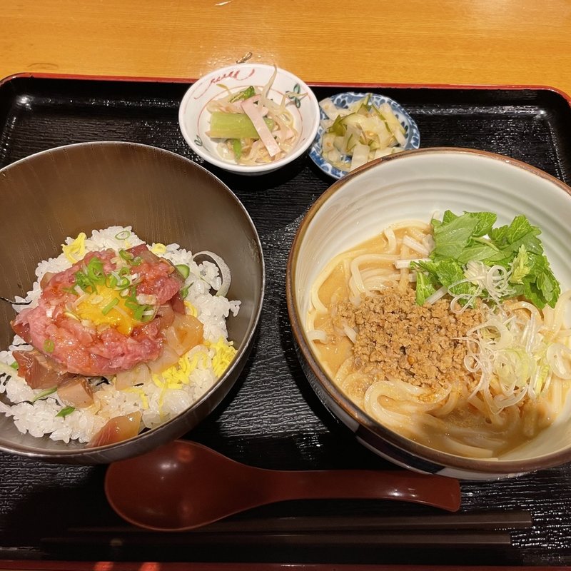 今週の丼セット(日本料理 板前心 菊うら 西新宿)