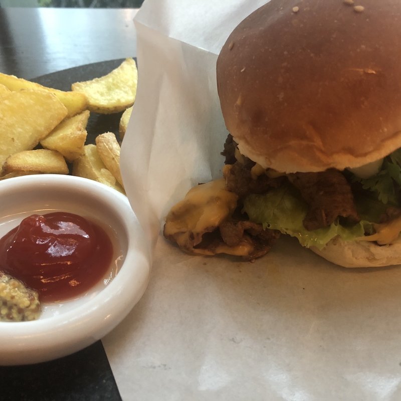 スパイシーラムバーガー(Banksia)