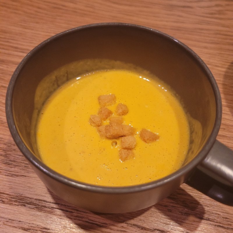 ローストビーフ丼(ランチメニュー)(BATON 池袋東武店)