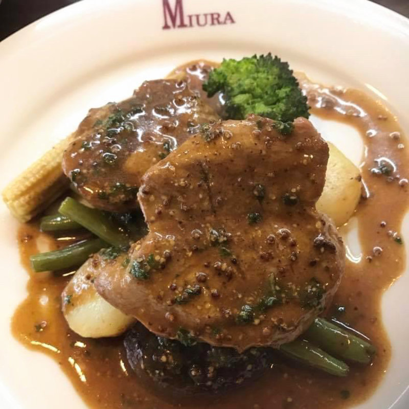 チキンソテー(洋食 三浦亭 )