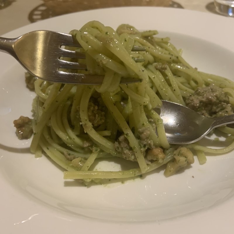 豚挽き肉とくるみのジェノベーゼ(イル クッキアイオ ディ アンジェロ)