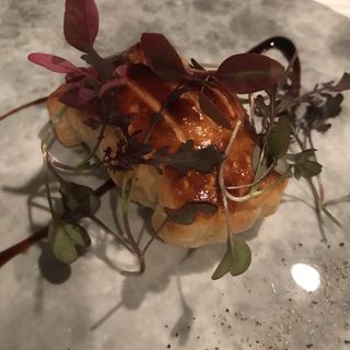 (レストラン　エスカリエ （Restaurant Francais L'Escalier）)