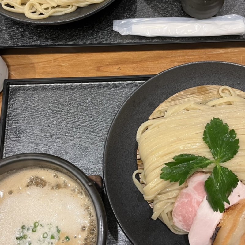 魚介つけ麺(麺家 半蔵 （伊勢海老つけ麺　はんぞう）)