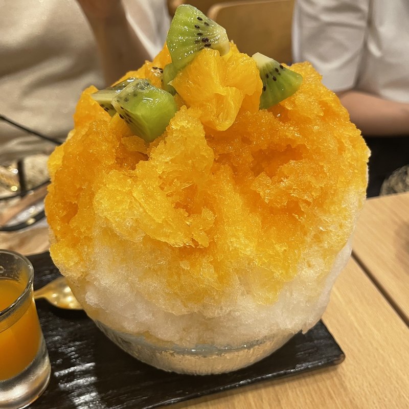 フルーツ氷(しらたまや)