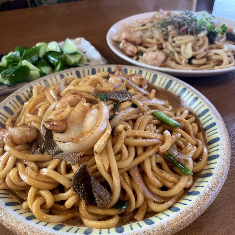 ホルモンうどん(お好み焼 三枝 )