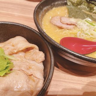 十勝ホエー豚麺 白味噌(麺屋　開高　新千歳空港店)