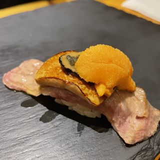 Wagyu beef sushi, foie gras, truffle, cavier, sea urchin(Sushi Ogawa 鮨 小川)