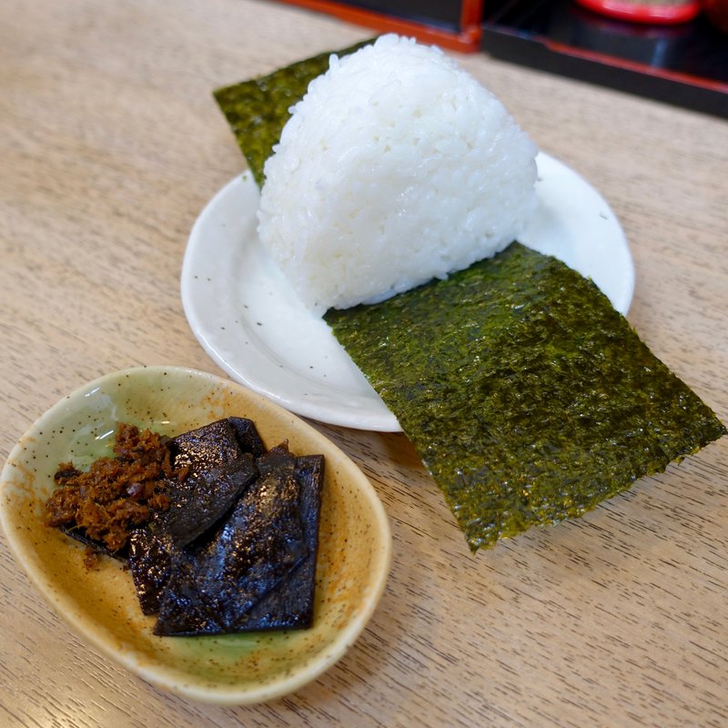 おにぎり(釜揚げうどん 桂ちゃん)