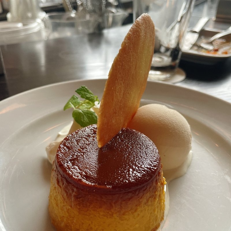 パンプキンプリンとバニラアイスクリーム(T.Y.HARBOR)