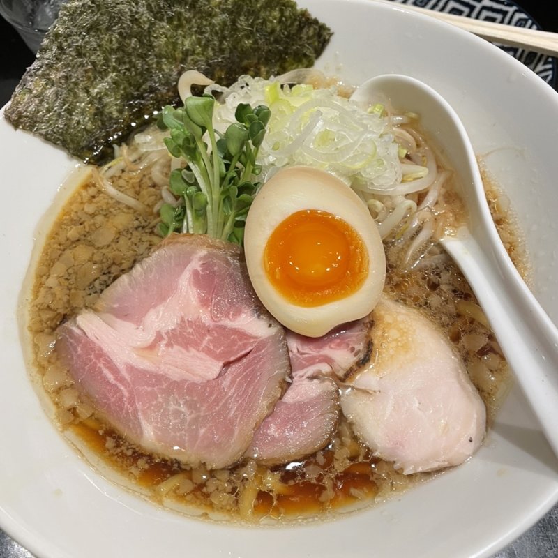 (Tonari 牡蠣・拉麺・炭火焼)
