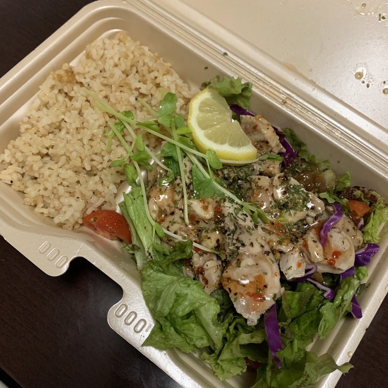 スイートチリチキンと玄米セット(鶏あえずタンパク　住吉店)