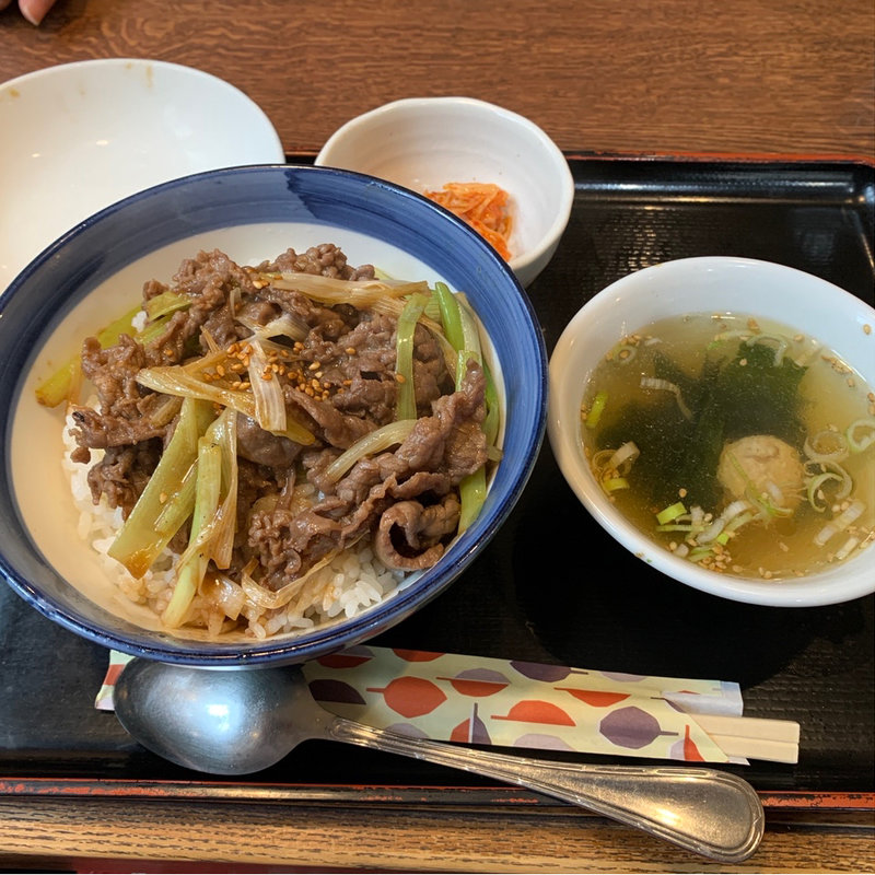 焼き肉丼(銀座ホール)