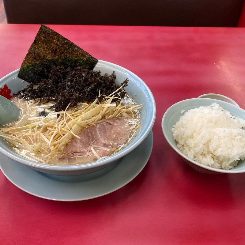 朝ラーメン大盛&ライス&LINEクーポン黒バラ海苔&白髪ネギ(山岡家 小山田間店 （やまおかや）)