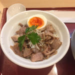 炙りチャーシュー丼