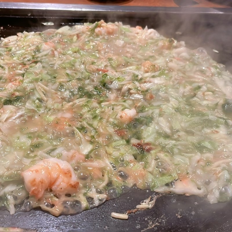 磯の風味がたまらない！生のりえび塩文字焼(CHICO （チコ）)