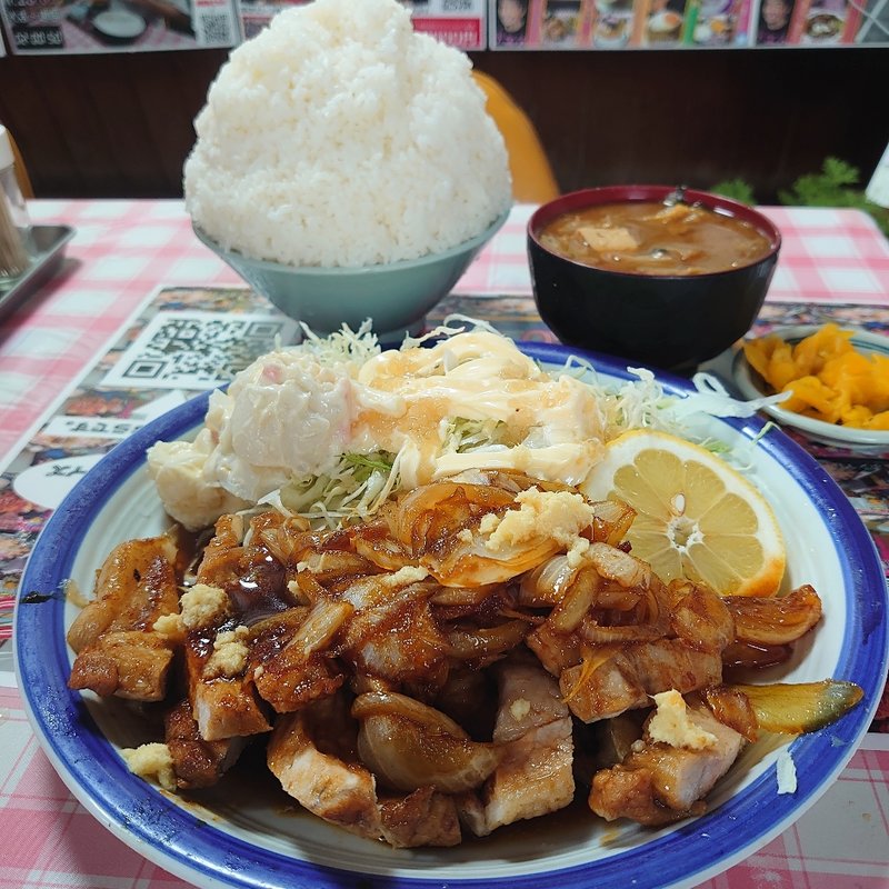 豚のやきにく定食＋大盛り(文福飯店)