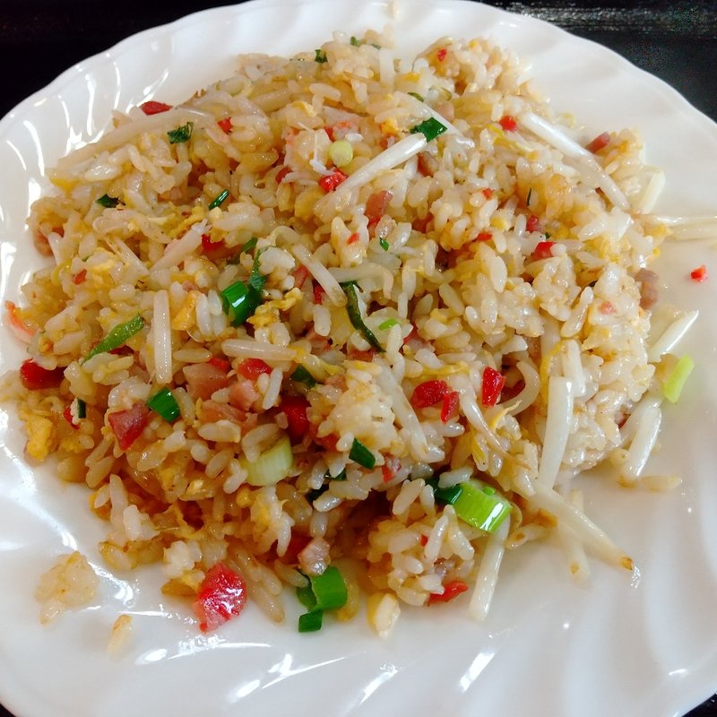 聖龍特製チャーハン(中華酒膳 聖龍 （チュウカシュゼン セイリュウ）)
