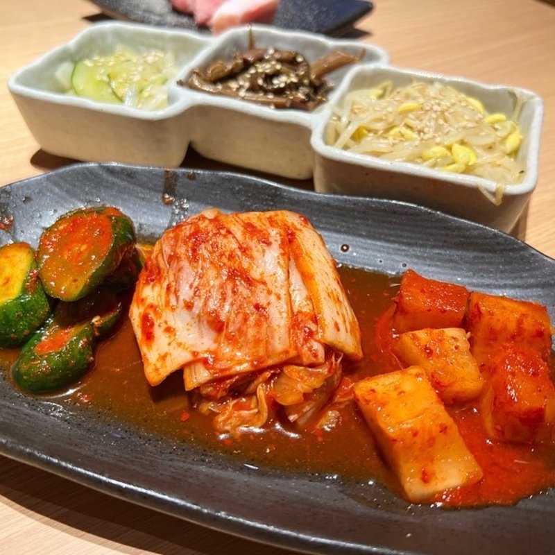 キムチナムル盛り合わせ(板前焼肉一笑　四条木屋町)