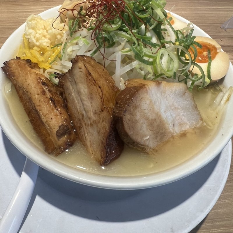 塩ジロー(麺屋しずる みよし店)