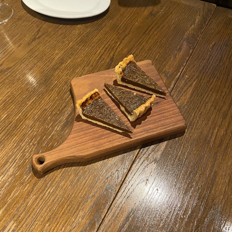 あめ色玉ネギと味噌のビッケタルト(bicche ビッケ)