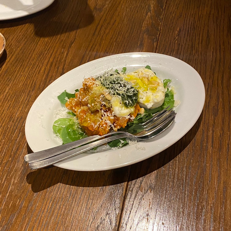 揚げ茄子のカポナータ　ブラータチーズ添え(bicche ビッケ)