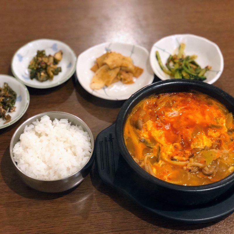 ユッケジャンスープ定食(韓国料理 仁川 （インチョン）)