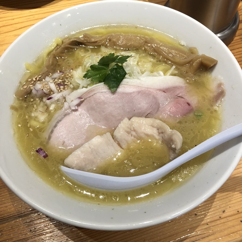 鶏ヤバイラーメン(RAMEN 圭一屋 本店)