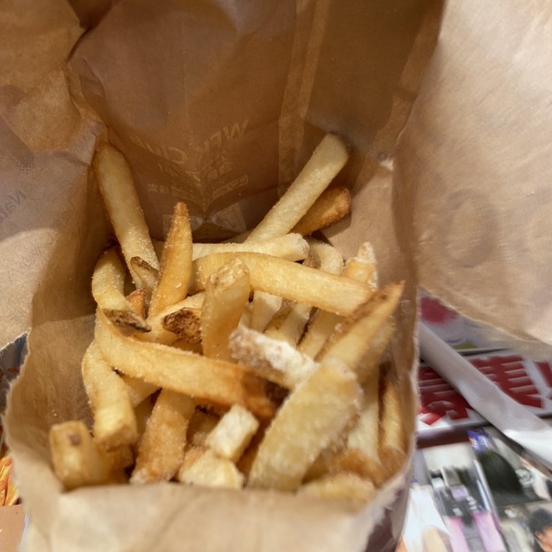 『i』してやまない🤍ソルティスイートレモン味ポテト(ファーストキッチン 豊洲センタービル店)