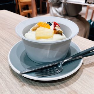 季節のフルーツシトラスサバラン(IZAMESHI Dish)