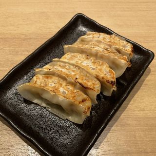 肉汁鶏餃子(貝出汁らぁ麺海美風 浅草店)