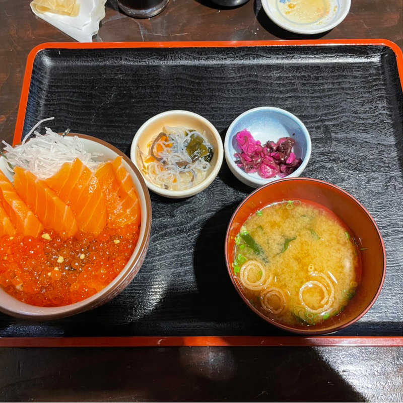 海の親子丼(海鮮市場　長崎港)