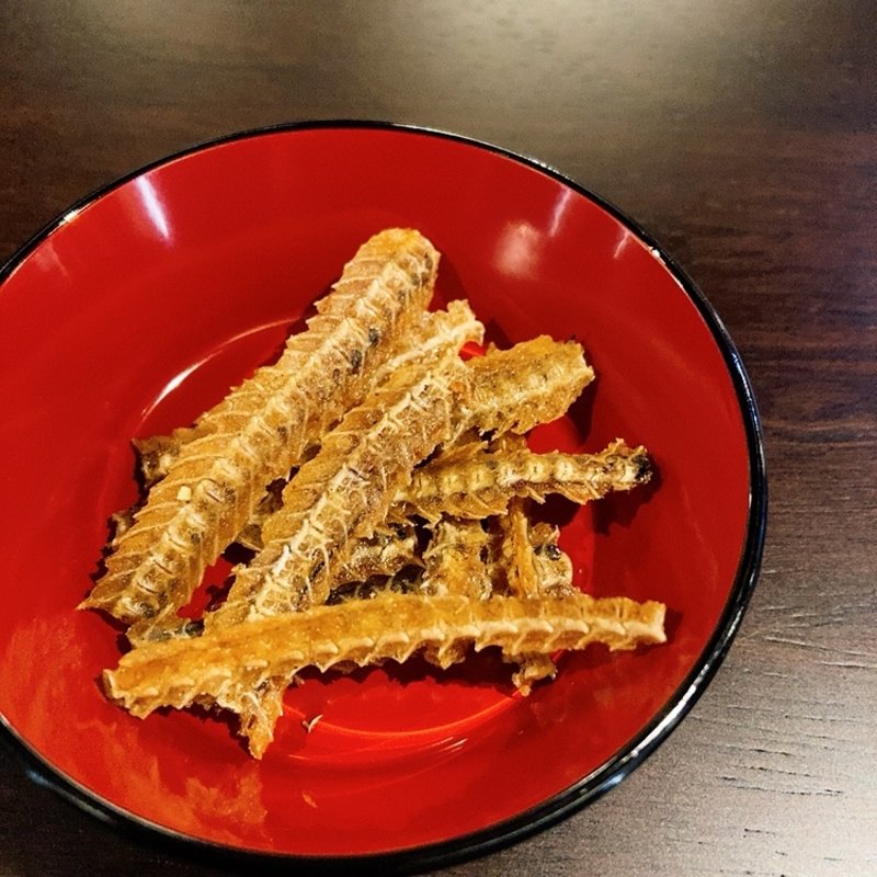 鰻の骨せんべい(勝梅園)