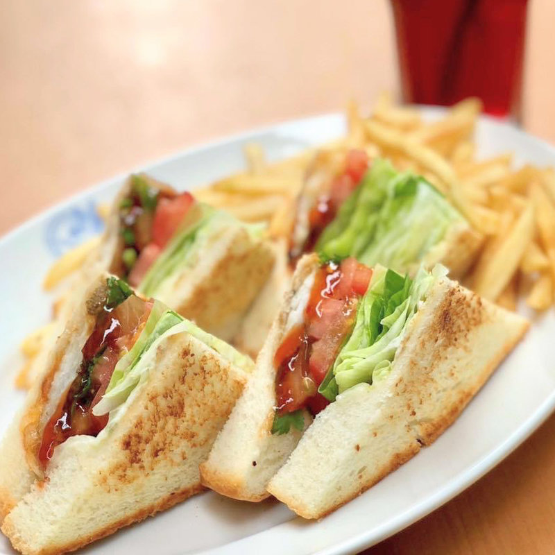 スイートチリフィッシュサンドイッチ(ホームワークス 広尾店 （Homework's）)