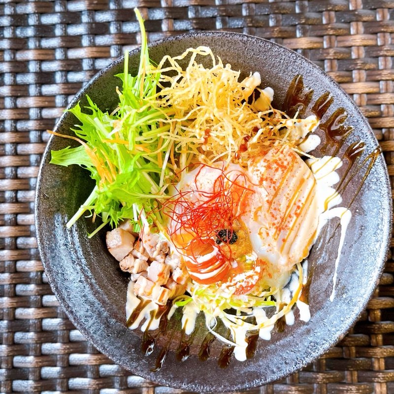 冷やし雲丹ラーメン　赤(鯛担麺専門店 抱きしめ鯛)